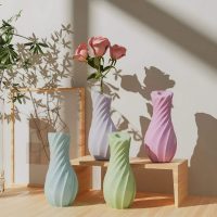 Elegant-Spiral-Vase-Mold-Resin-Molds-Express-2